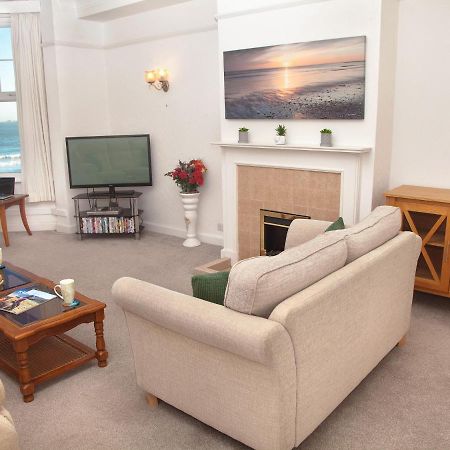 Weymouth Bay Apartment B Buitenkant foto