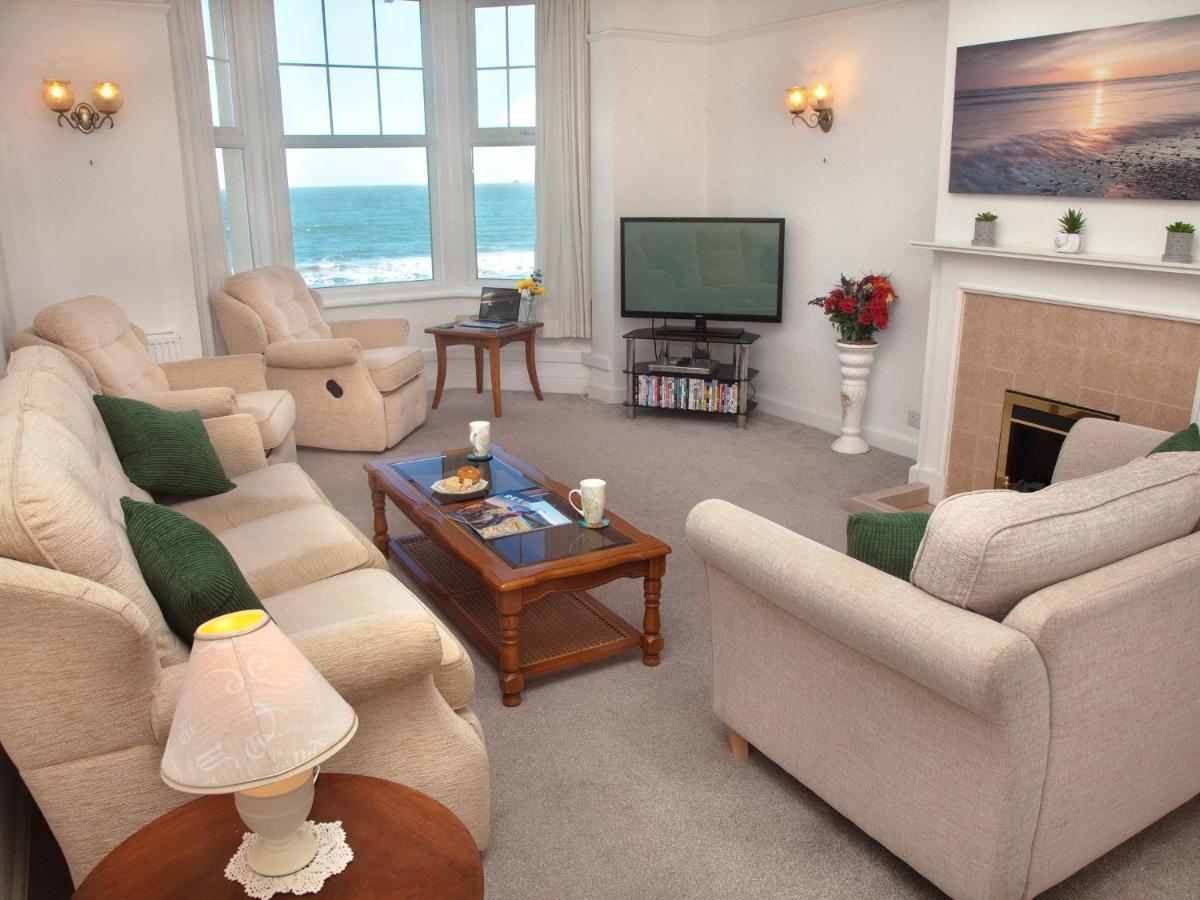 Weymouth Bay Apartment B Buitenkant foto