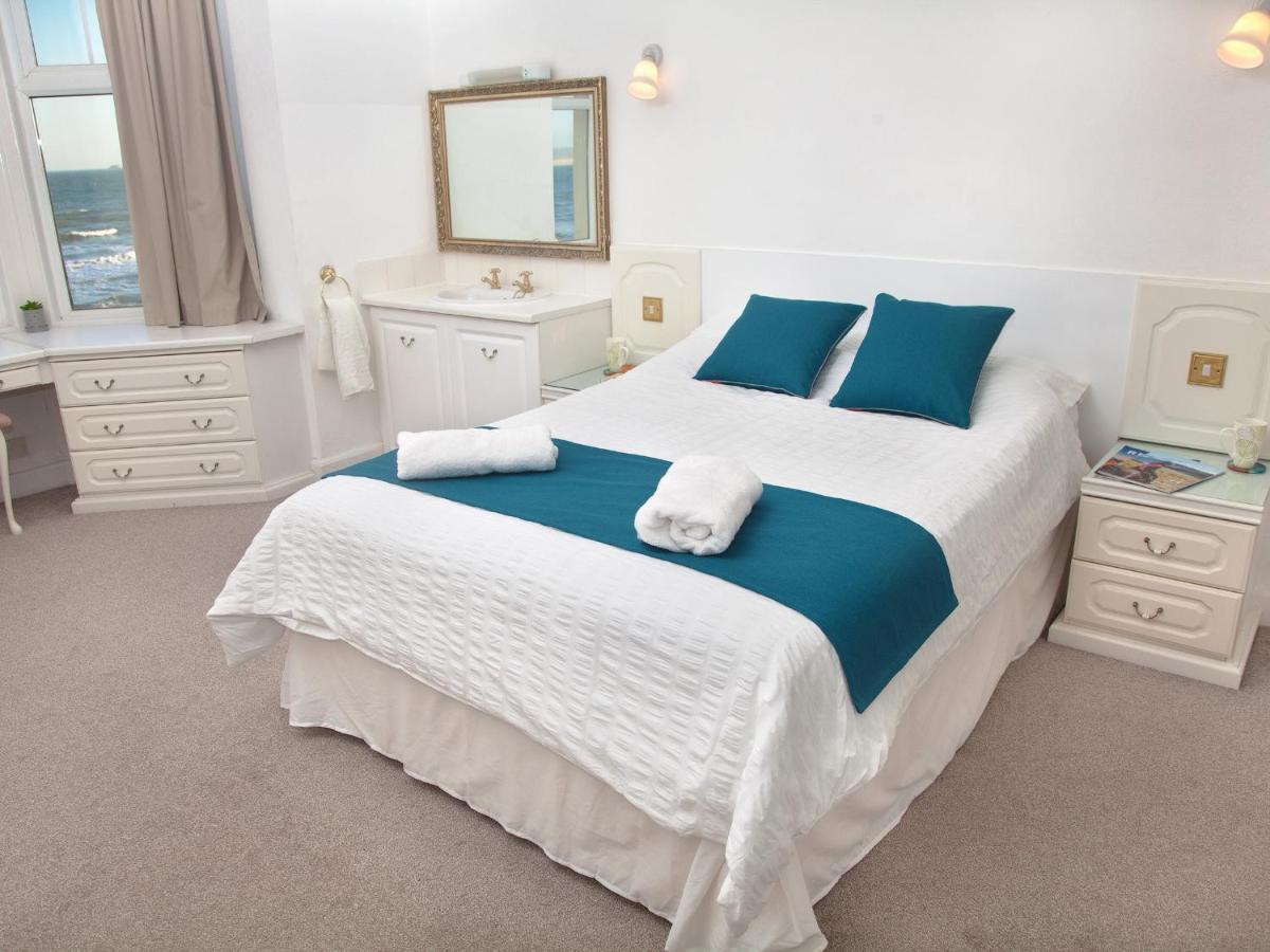 Weymouth Bay Apartment B Buitenkant foto