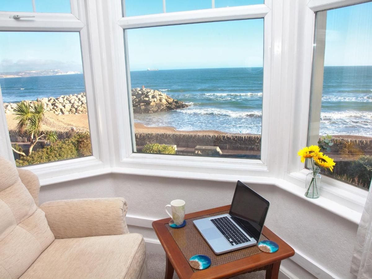 Weymouth Bay Apartment B Buitenkant foto